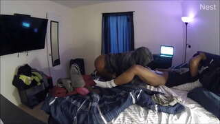 Chic sneaks የሚሰጡዋቸውን በግራ መጠቀም ቅድሚያ የሚሰጡዋቸውን ቀጥል