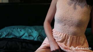 Գայթակղիչ սիրողական նկարահանել են Янкс Մարինա լիլիթ իր vibrator օրգազմի