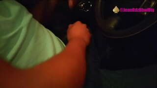 Ny mpamily ny uber naka ahy amin'ny fanehoana ny tits ho an'ny an-tanàna