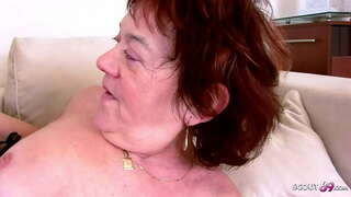 SANA ZAMANI REDHEAD KUKOMAA KUKAMATA PUNYETO NA KUWAPOTOSHA NGONO NA VIJANA GUY