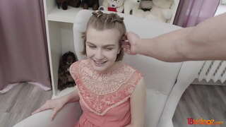 18videoz - እነሱ ላይ POV-ቅድሚያ የሚሰጡዋቸውን ስምዎ እርሱን አዳዲስ የሚሰጡዋቸውን blowjob