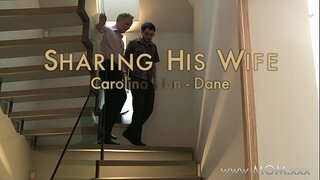 ���້ານມອມສີ້ນໃຊ້ເວລາສອງຂະຫນາດໃຫຍ່ໄກ່