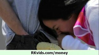 Peníze udělat vše, co 22