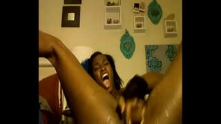 Masturbace webové kamery stříkat