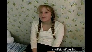 Lindo Katie trata de una película porno papel