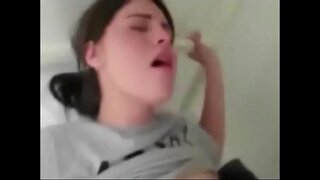 Uy qurilishi lesbians musiqa tuzish