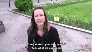 Puta STOP - Evelyn Lopez transando em banheiro público