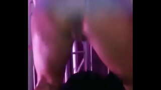 Sexy hříšný tanec funk bez kalhotek