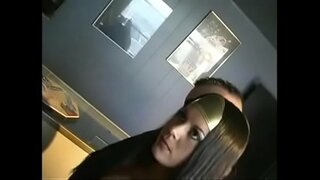 Джуэл Де Niall Мӯъҷизаи-Зан