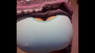 Grandes tetas de goma de la gota