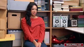 LP recovers dicokot ku batur barang jeung mangka fucks nu shoplifter