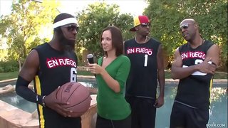 ���ਾਦਾ ਸਟੀਵਨਜ਼ ਅਤੇ Emy Reyes