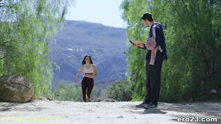 Черна Коса, Спортно Маце Прави Секс С Треньор