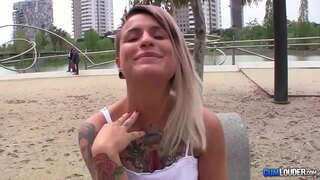 B. Reed adicta al semen-ispan teen yuz cumshot