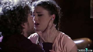 ���ुप्तचर आदेश bitches पूरा गर्न उहाँलाई जोगिन जेल