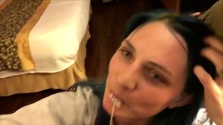 Xotin mening xo'rozimni so'raydi va boshqalarni bizga qo'shilishga taklif qiladi, keyin mukofot to'plami sifatida ikkita Cumshots oladi-BunnieAndTheDude