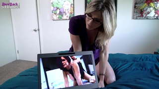 Neny Mamela ahy fantsika ny maloto lavaka ary avy eo dia nateliny ny Matavy Entana avy eo Te-Kokoa - Cory Chase