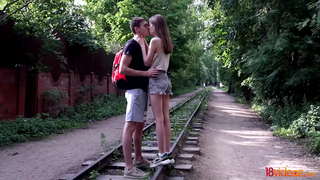 ���၈videoz-သူမကတစ်ဦးချစ်စရာမျက်နှာနှင့်တစ်သွယ်ခန္ဓာကိုယ်